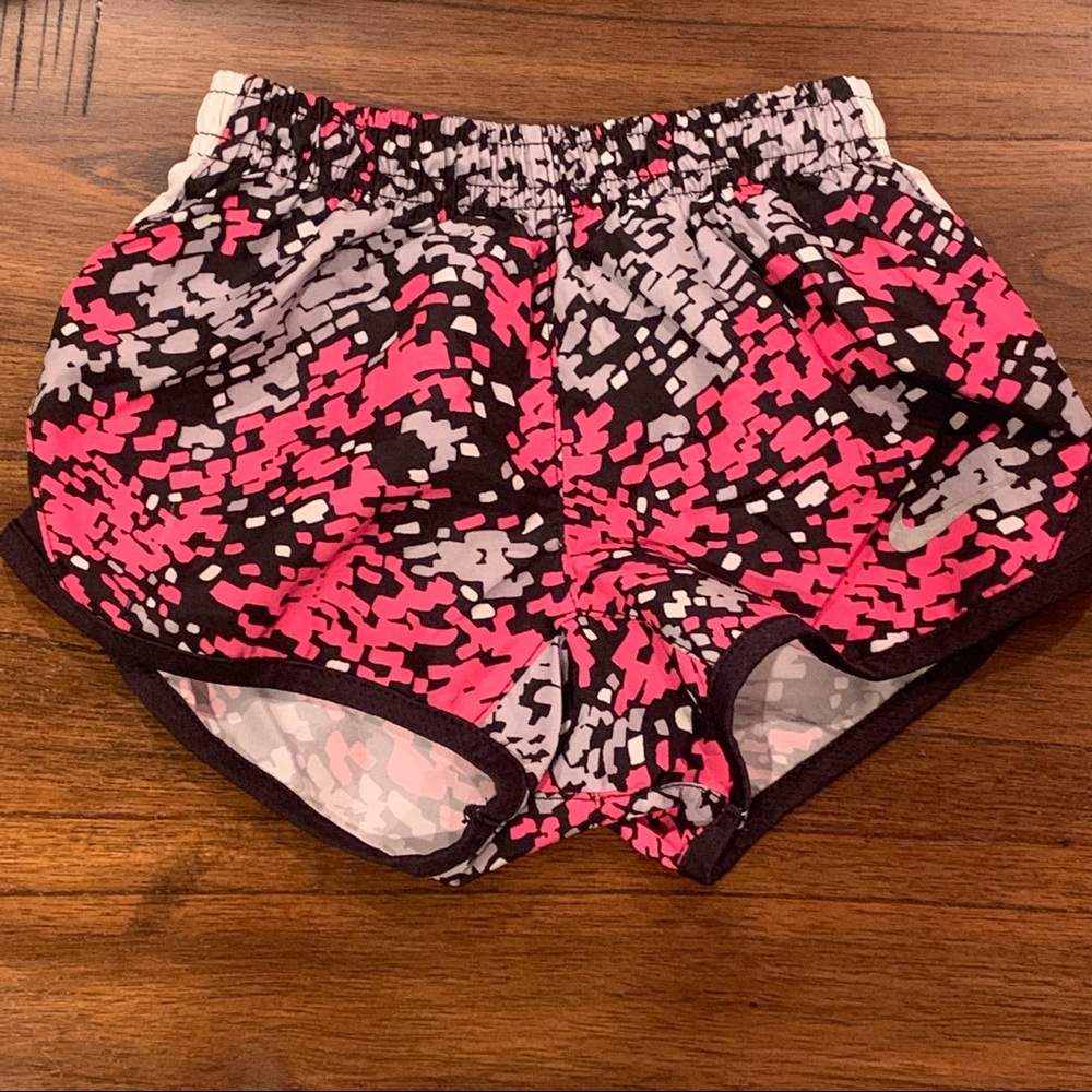 🏷️ Toddler Girls NIKE Tempo Shorts PINK 2T 2
